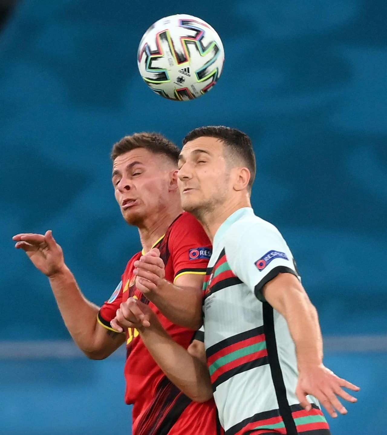 Bélgica, con la mínima, derrota a Portugal y lo deja fuera de la Euro 2020 para avanzar a Cuartos de Final. Thorgan Hazard fue el autor del único tanto del partido y así, los 'Diablos Rojos' se enfrentarán ante la 'Scuadra Azzurra' por el pase a la semifinal.