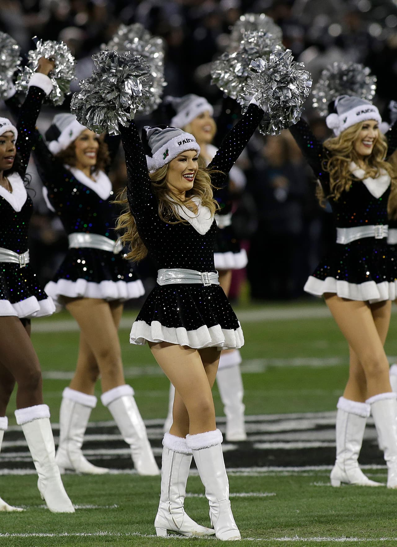 Las cheerleaders de la NFL te muestran todo su candor en la Semana 16, ¡chécalas!