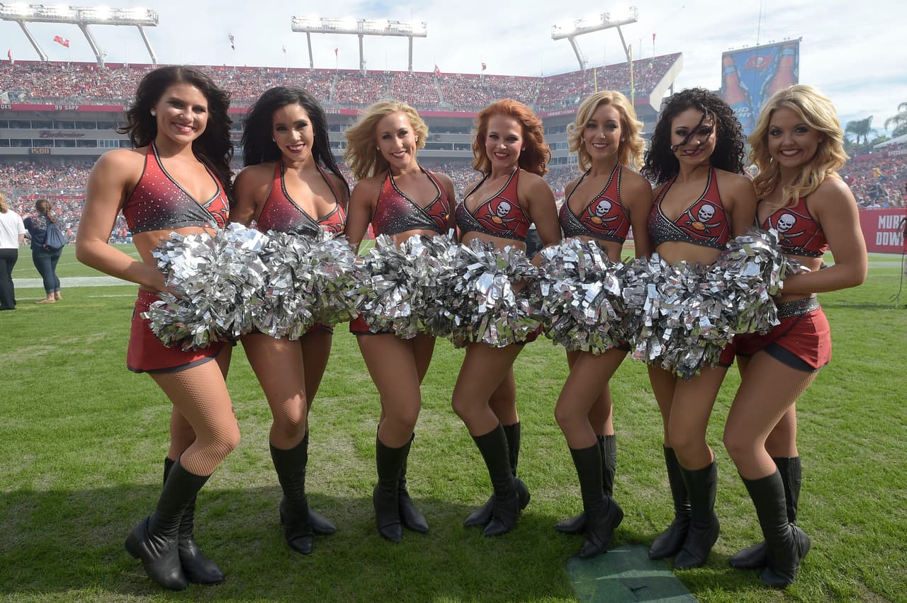 Las cheerleaders de la NFL te muestran todo su candor en la Semana 16, ¡chécalas!