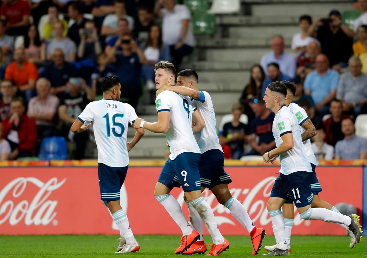 Así festejaba Argentina a los 49 minutos el 1-0, un gol que daba confianza y de sensaciones de más goles para su causa.