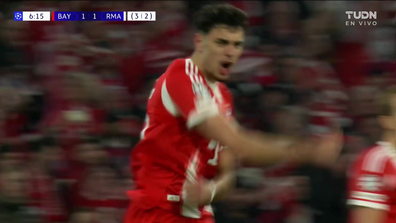 ¡Gol del Bayern Munich! Pavlović de cabeza empata el marcador para los alemanes