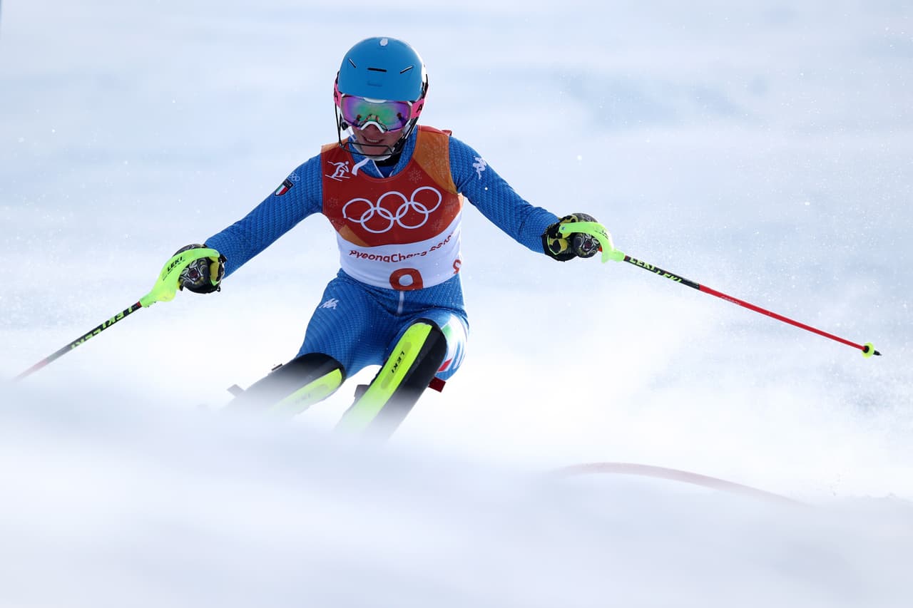 También en el slalom del esquí alpino, la atleta italiana Chiara Costazza.