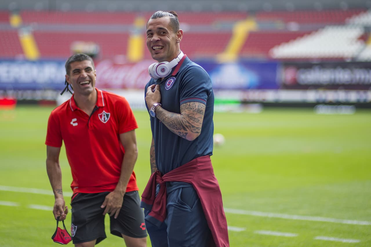 Milton Caraglio publicó emotiva despedida de Cruz Azul en redes