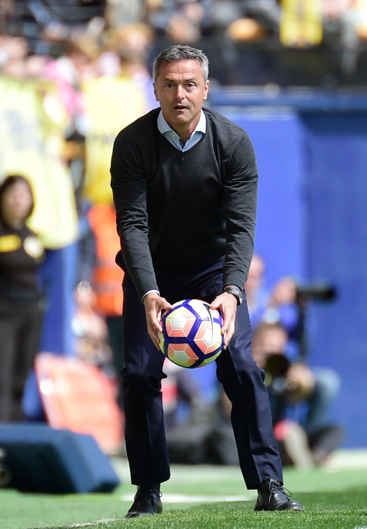 Con esta derrota, el equipo de Fran Escribá se quedó en 48 puntos y se ubica en el quinto lugar a la espera de que la Real Sociedad no sume puntos. En la siguiente jornada el equipo de dos Santos enfrentará al Betis.