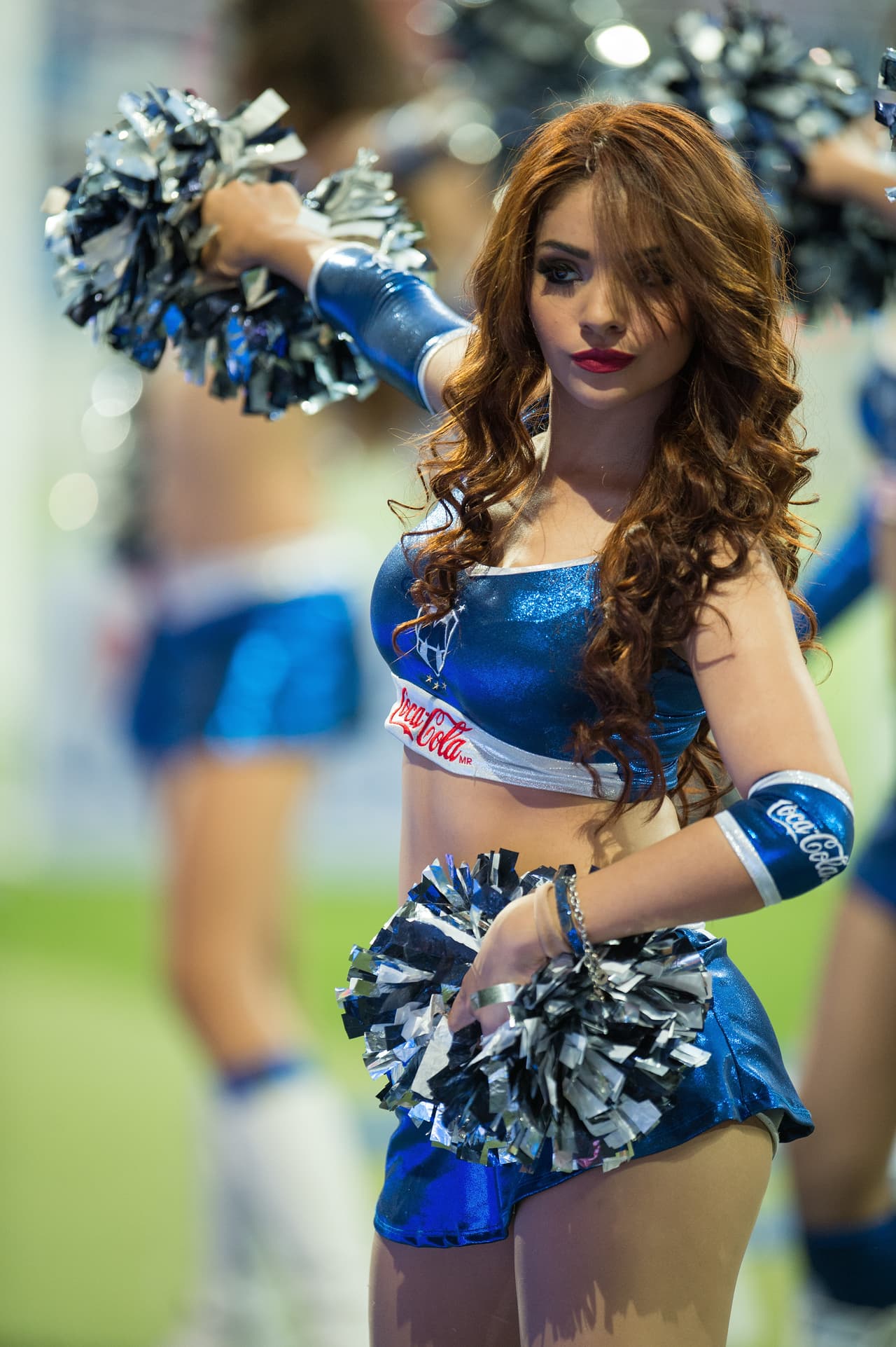 La belleza de las porristas en la fecha 4