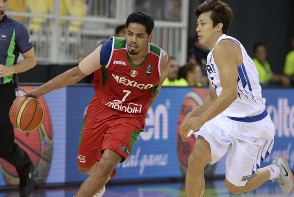 Sumado a un juego penetrante por parte de los movedores de bola y de jugadores perimetrales lograron mantener una ventaja mayor a 10 puntos en la segunda mitad.