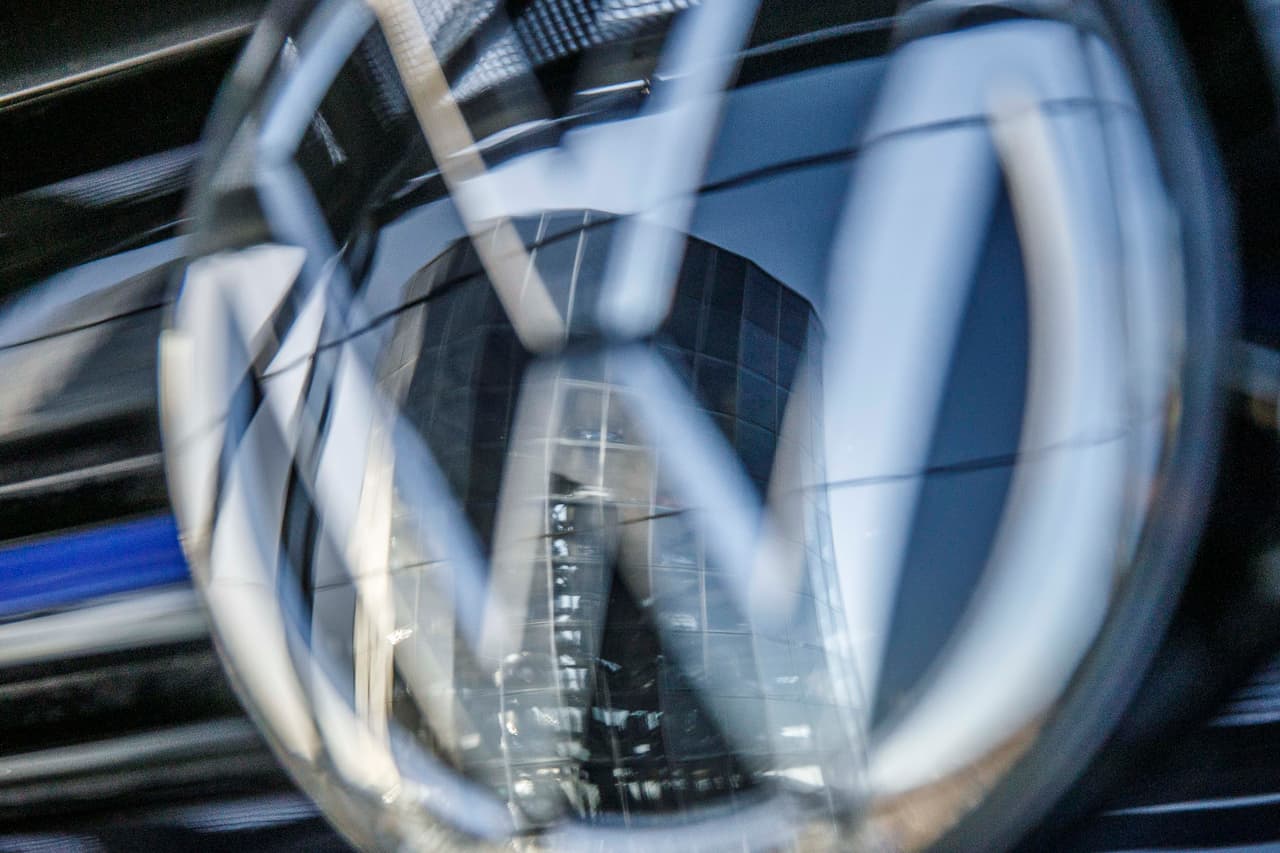 A pesar de que Volkswagen es el mayor fabricante de vehículos de Alemania, también hay otras compañías sumidas en la incertidumbre.