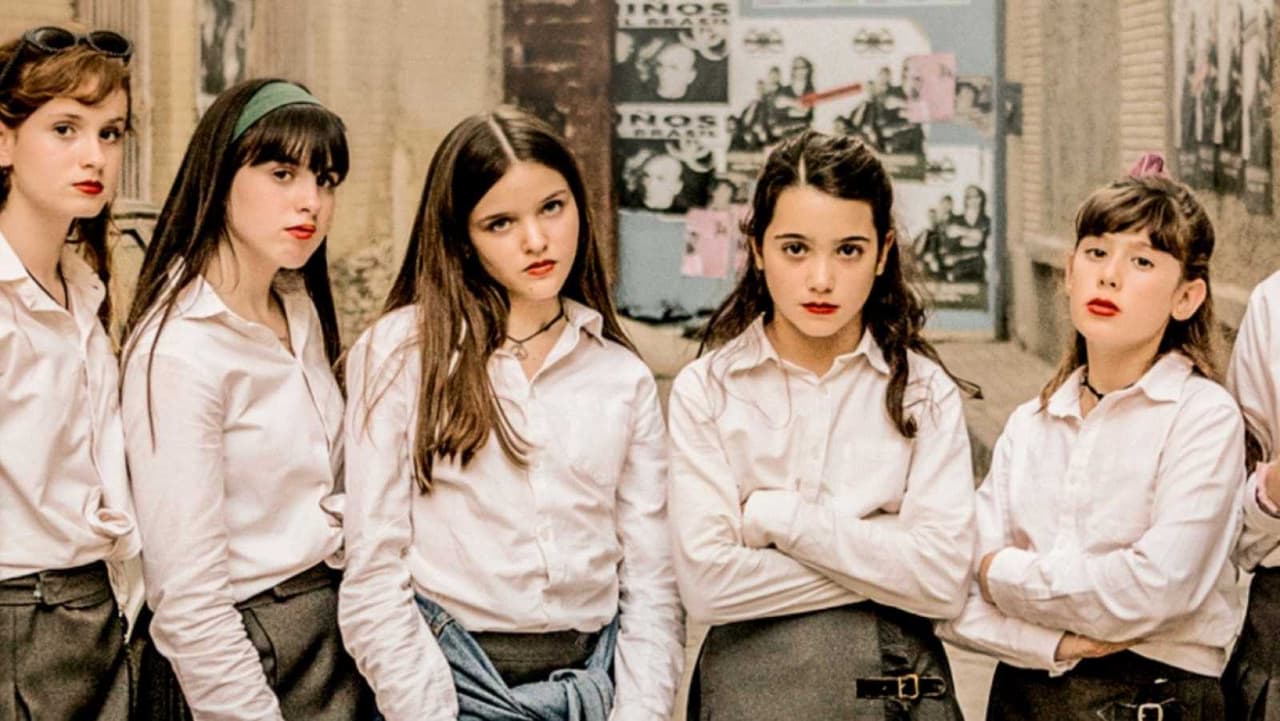 En este viaje, en la España de la Expo y de las Olimpiadas del 92, Celia descubre que la vida está hecha de muchas verdades y algunas mentiras.