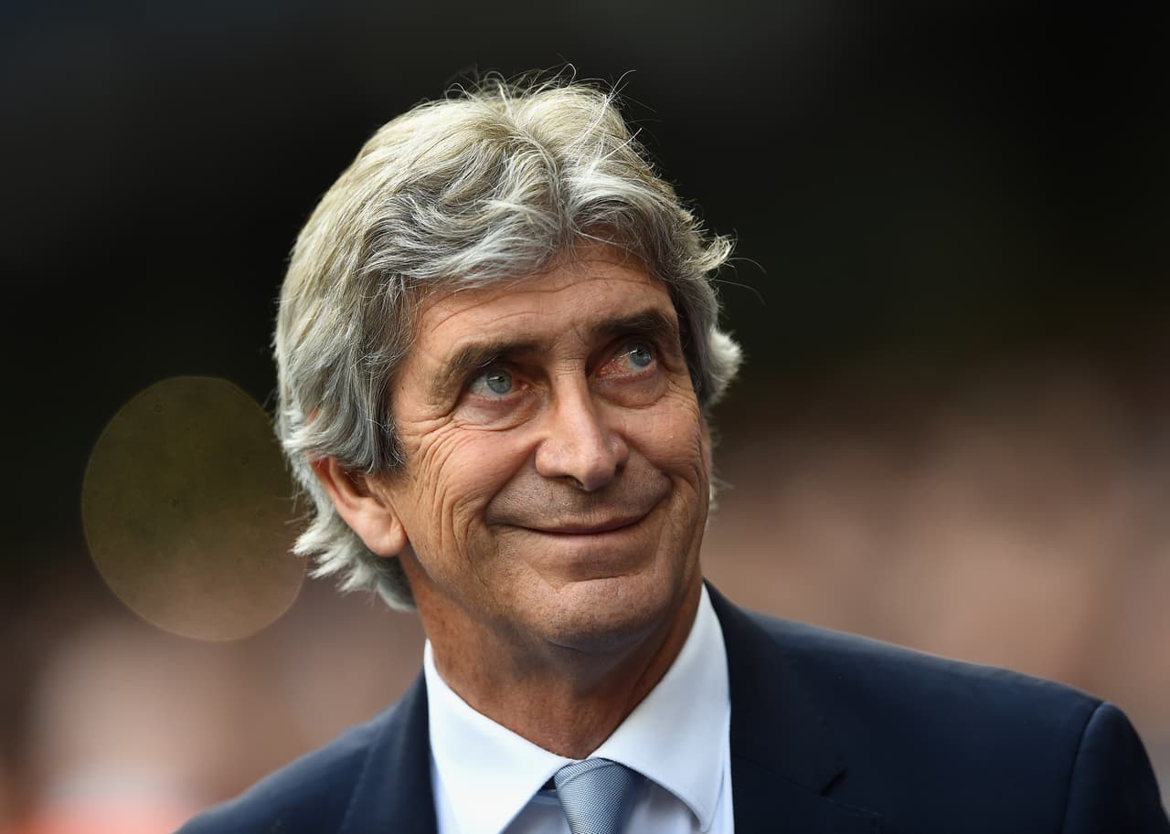 La carrera del chileno Manuel Pellegrini ha sido exitosa y, aunque ha estadoen el banquillo de selecciones de su país como asistente en mayores y en propiedad con los juveniles, su éxito ha estado clubes tanto en su país como en River Plate, Villarreal, Real Madrid y Malagá, entre otros. Palmarés envidiable.