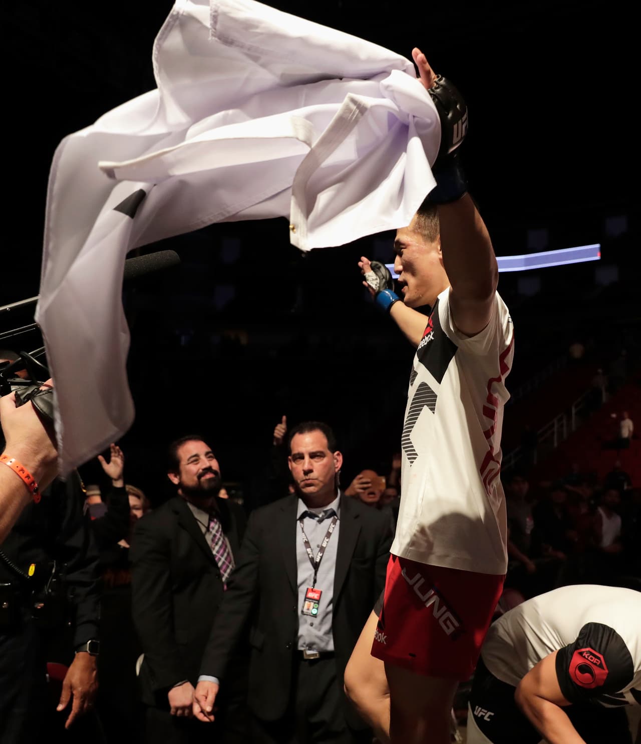 El 'Zombie Coreano' reapareció con triunfo tras tres años de ausencia y la mexicana Alexa Grasso perdió por primera ocasión en la UFC.