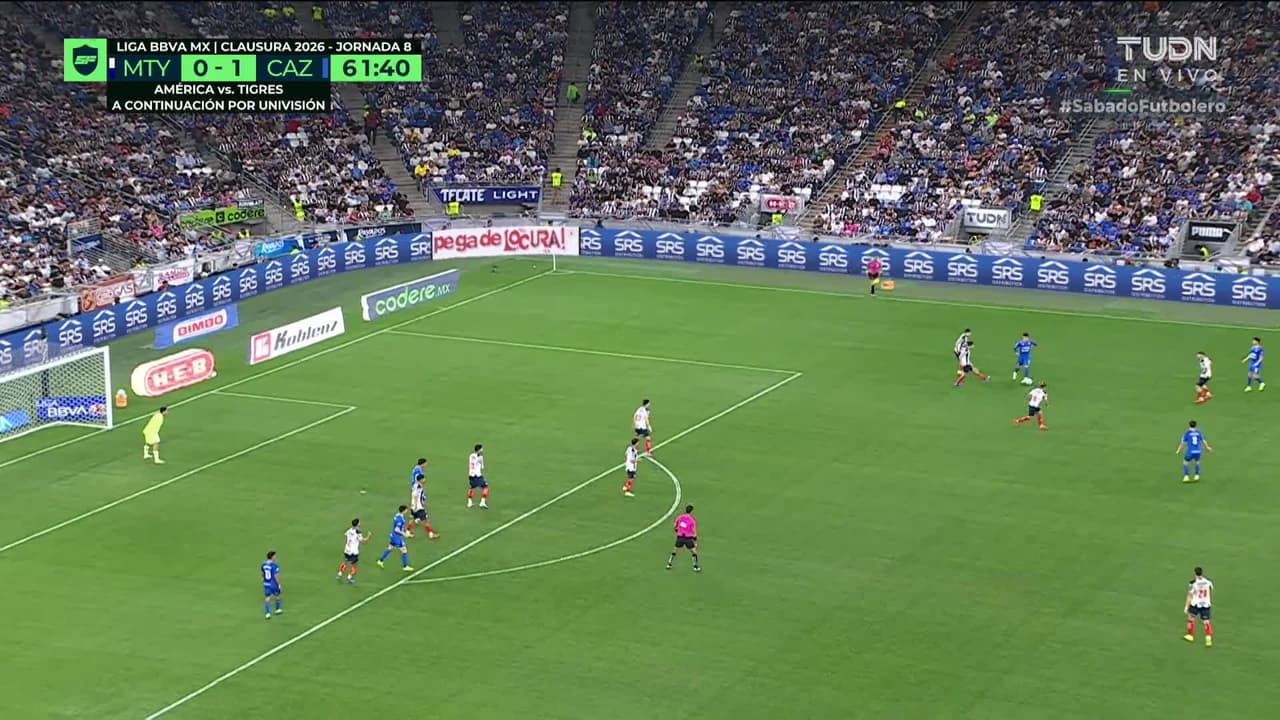 ¡GOL!  anota para Cruz Azul. Agustín Palavecino