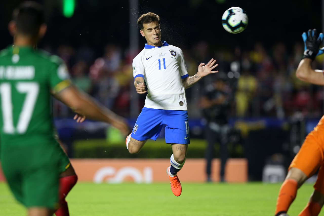 Tan sólo tres minutos más tarde, luego de una gran jugada colectiva, Firmino envió un pase medido a segundo palo y apareció Coutinho para poner el 2-0 al 53'.