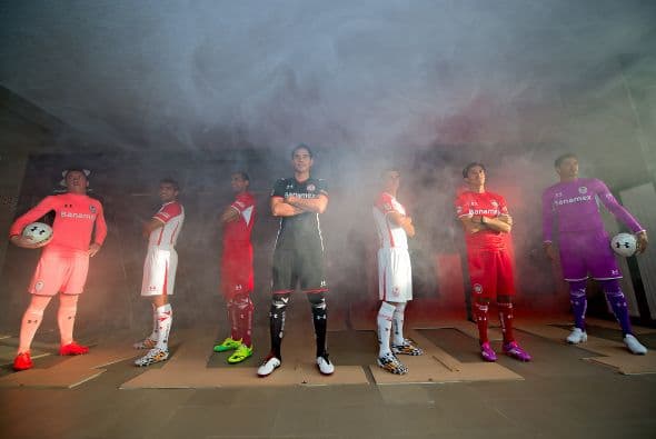 Toluca presentó su nueva línea de uniformes para el Apertura 2014 donde espera ser protagonista y levantar un nuevo título.