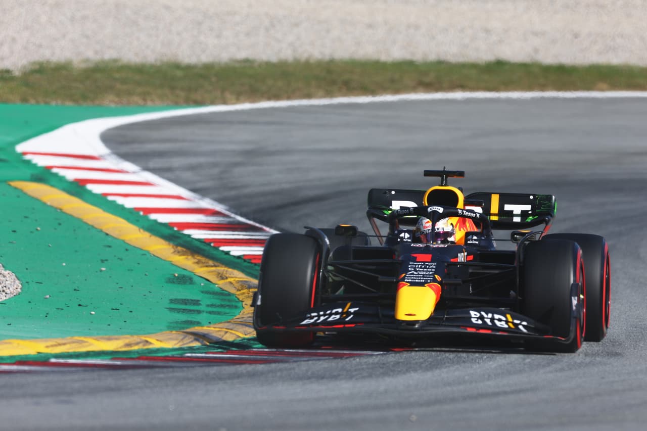 Checo Pérez termina séptimo en la P2 rumbo al GP de España