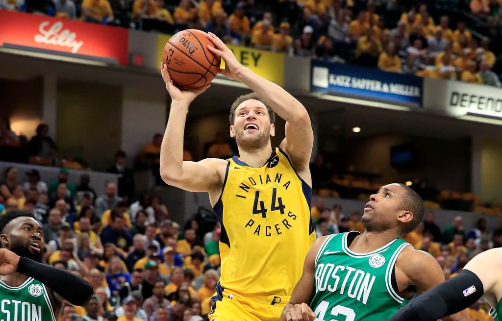 <b>Bojan Bogdanovic</b> sale de la organización de los 
<b>Indiana Pacers</b> para firmar un contrato por cuatro campañas y 73 millones de dólares.
