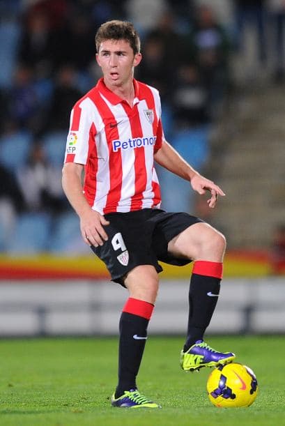 Aymeric Laporte es el defensa que muchos equipos europeos están buscando. Con tan sólo 19 años, el jugador francés es pretendido por Barcelona, Bayern Munich y Tottenham. ¿El Barça pagará la cláusula de rescisión de 36 millones de euros que fijó el Athletic de Bilbao?