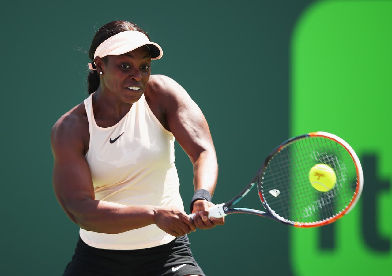 La estadounidense Sloane Stephens, de 25 años, ha sorprendido en Miami Open y su parecido físico con Serena Williams ha llamado la atención por su potencia y agresividad.