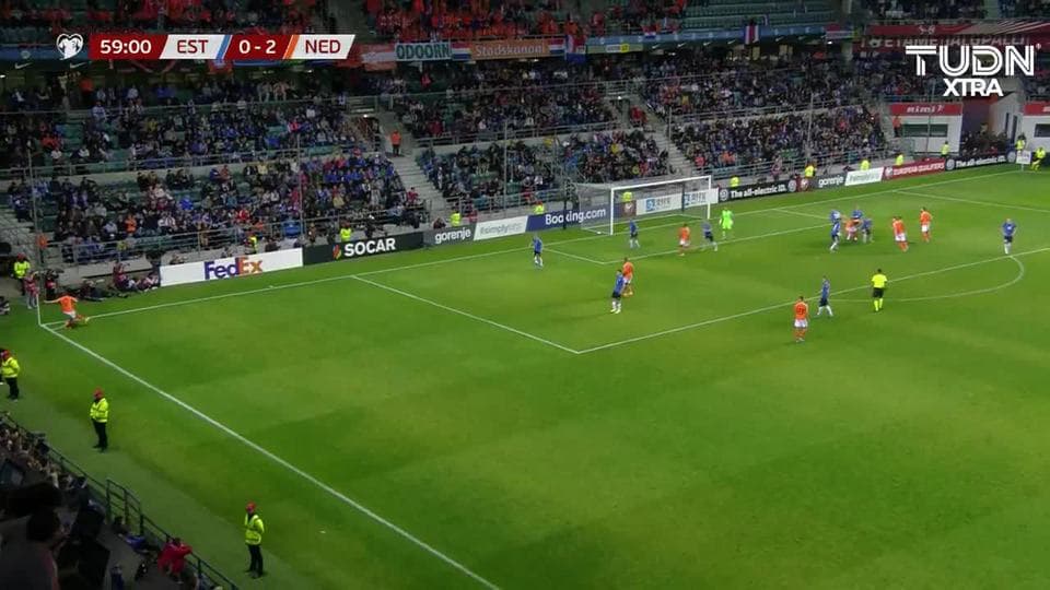 Tiro de esquina para Estonia