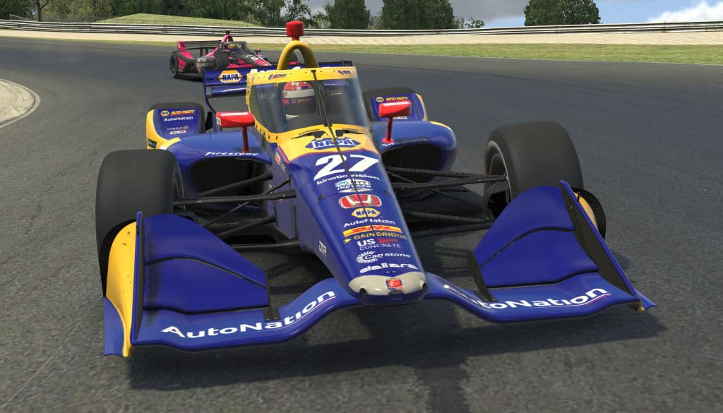 El 'aero screen' ya se ve en las carreras virtuales como un anticipo para cuando vuelvan a la pista.