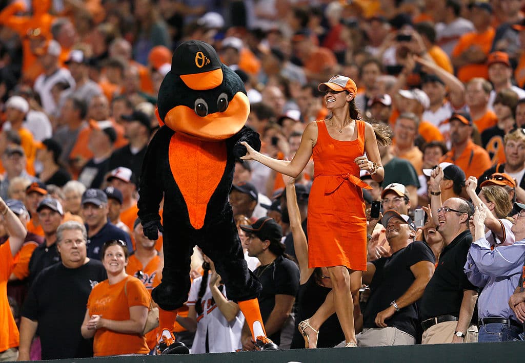 'The Oriole Bird' es el encargado de animar a los Baltimore Orioles.