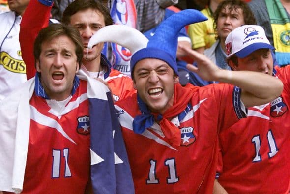 En 1973 se daría el noveno encuentro entre verdes y rojos, en ésta ocasión se daría el primer empate de la historia de estos duelos con un 1-1.