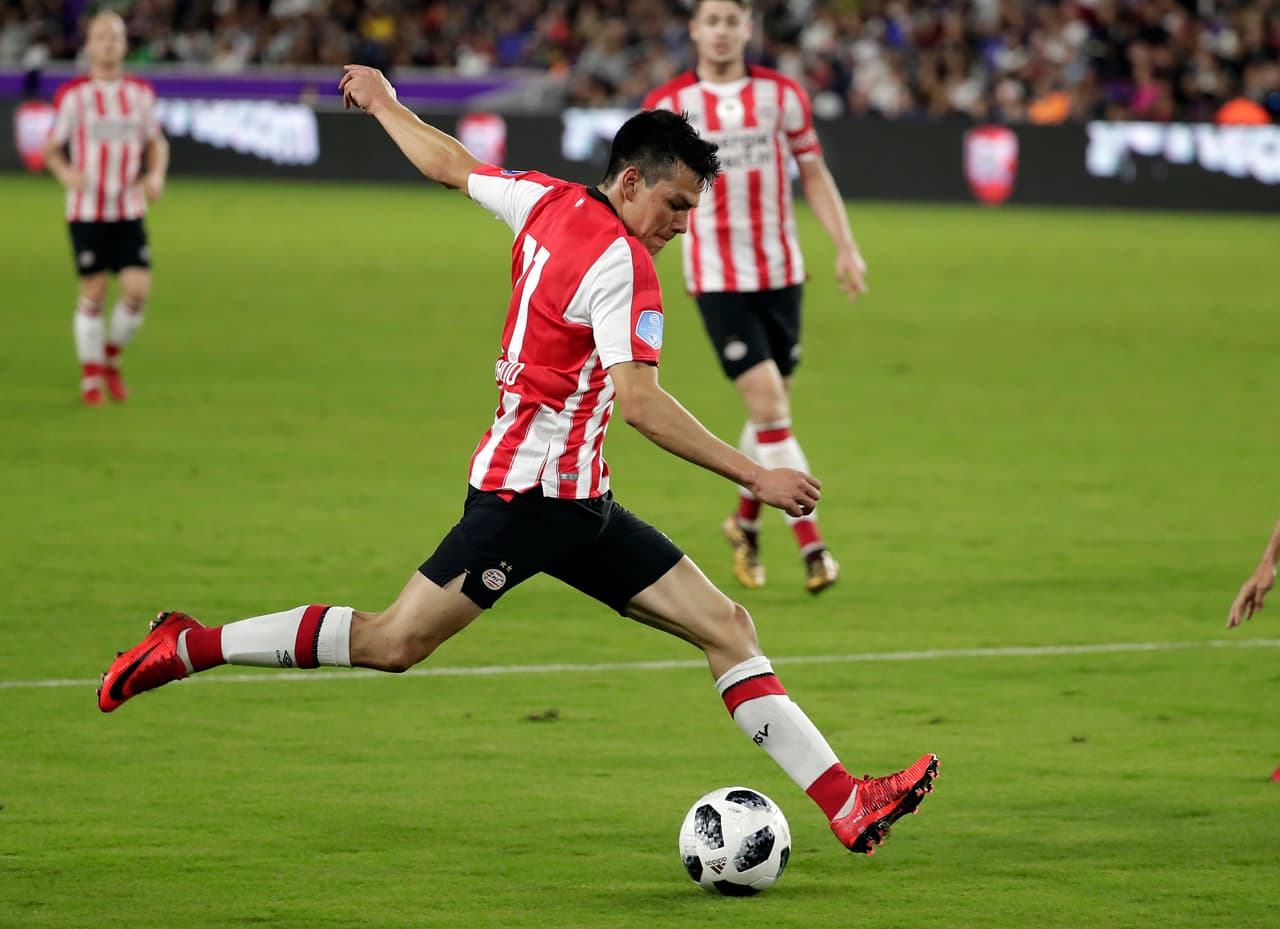 El paso de Hirving Lozano por PSV Eindhoven en menos de una temporada en Holanda ha dejado una excelente impresión con registros que lo han puesto en la mira de grandes de Europa.