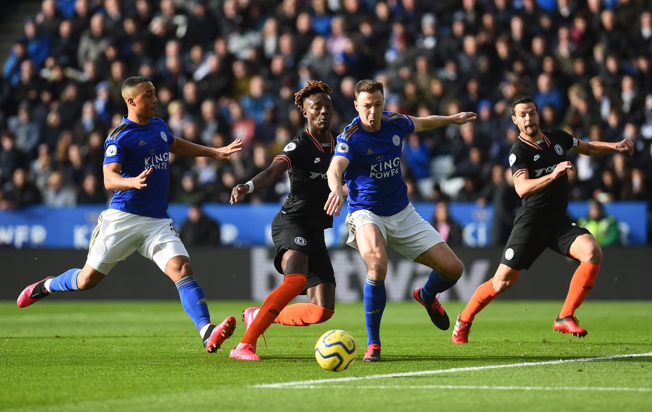 Rüdiger (46’, 71’) abrió y cerró el marcador. Barnes (54’) y Chilwell (64’) marcaron para los locales. Los de Lampard cierran la J25 con 41 unidades y los dirigidos por Brendan Rodgers acumulan 49.