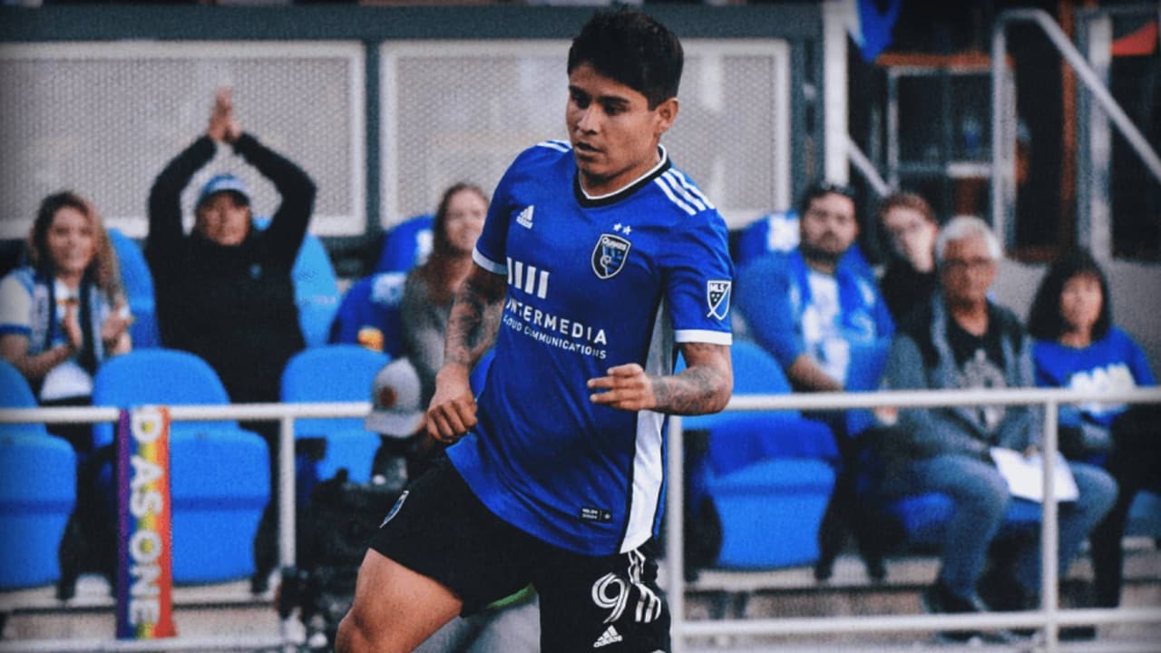 San José extiende contrato a 'Chofis' López por seis meses más