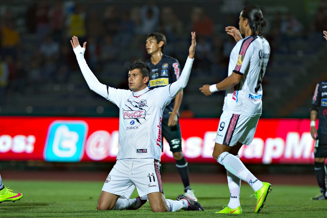 Ya con 27 años, el delantero no ha podido destacarse como se esperaba. Su mejor versión fue en el Ascenso con Atlético San Luis (15/16) cuando anotó 13 goles.