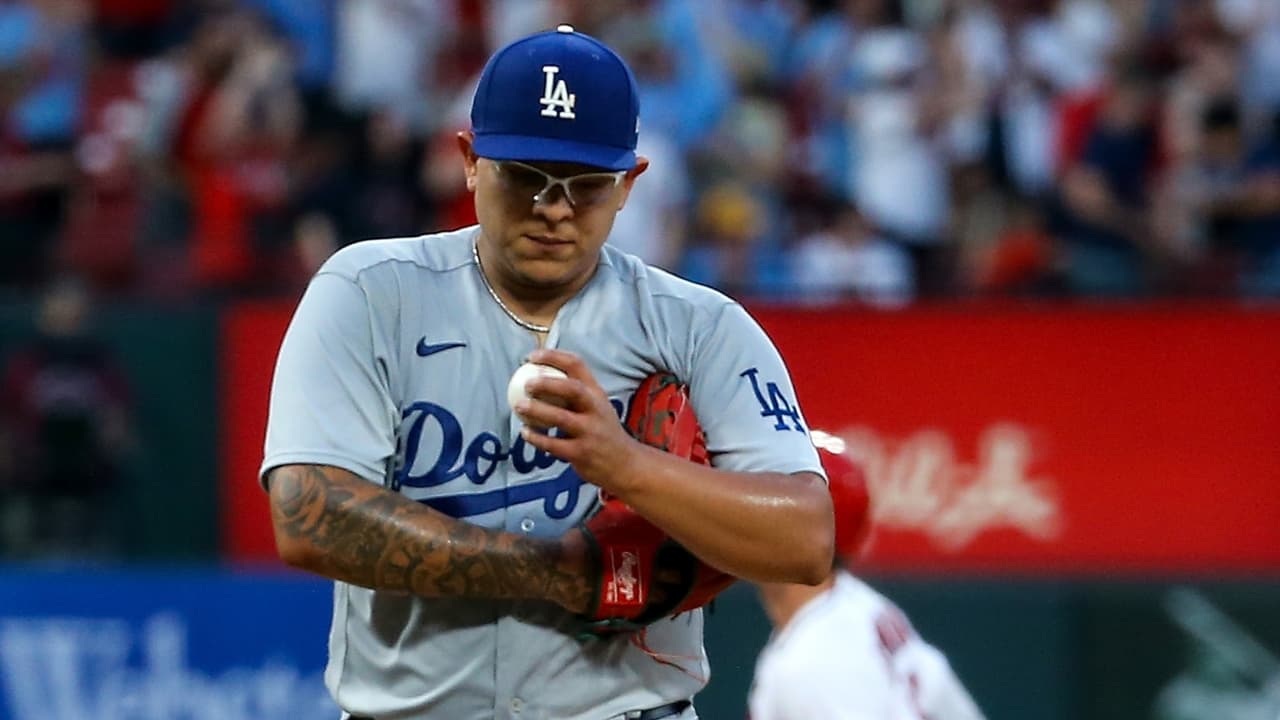 Julio Urías va a la lista de lesionados con Los Angeles Dodgers