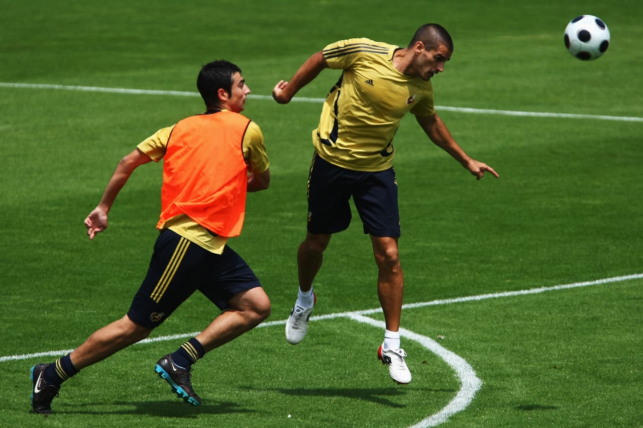 Juan Gutiérrez 'Juanito'. El zaguero andaluz era parte del Real Betis en 2008. Se retiró del fútbol profesional en 2013 y actualmente tiene un negocio llamado Yoga40.