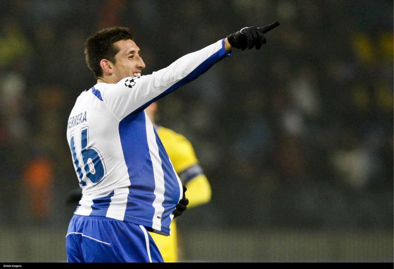 A pesar de eso, HH se repuso y a punta de gole sy asistencias en el equipo B regresó a la plantilla profesional y no se movió más.