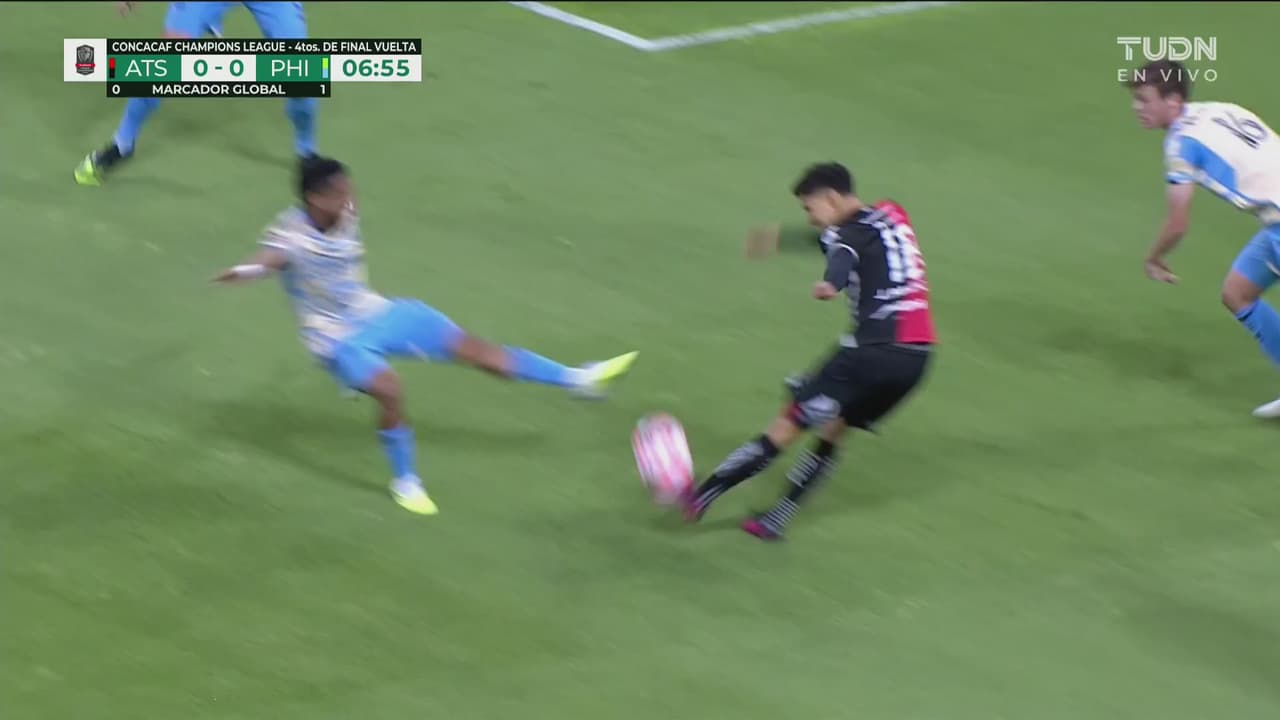 ¡Primer intento de Atlas! Márquez manda su intento por un costado