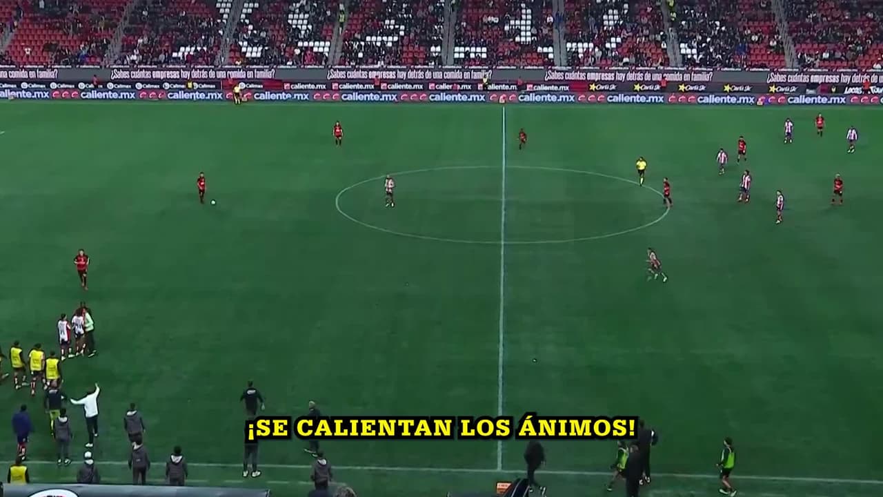 ¡TENSIÓN EN LA CANCHA! Se arma el conato de bronca