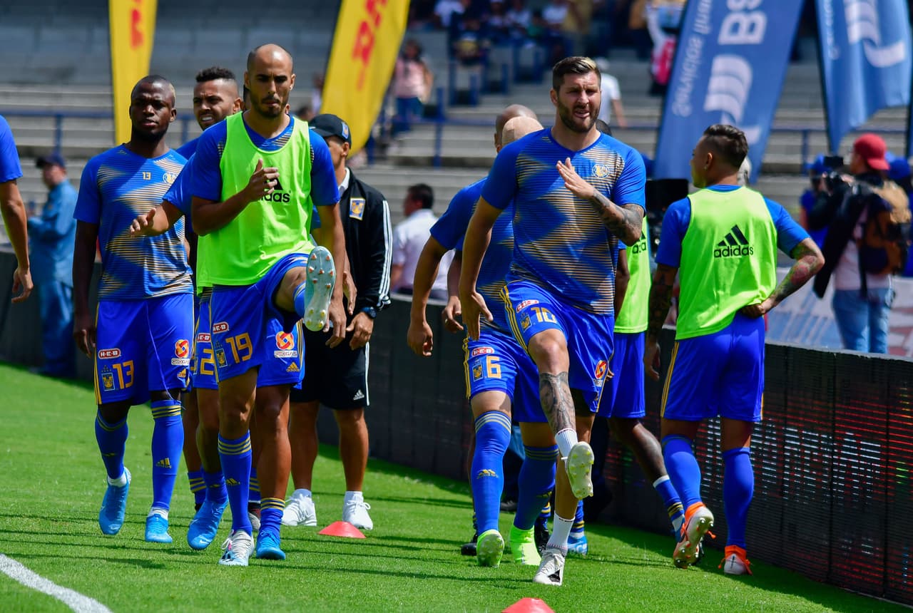 Pumas sufrió un descalabro en Ciudad Universitaria ante Tigres con gol de último minuto de André Pierre Gignac.