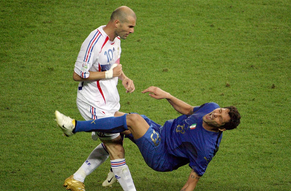 Zidane no era un jugador agresivo, pero jamás se olvidará el cabezazo que le dio a Marco Materazzi durante la Copa del Mundo en 2006.