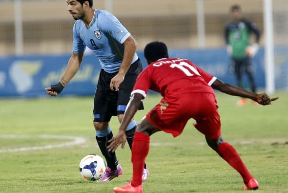 El uruguayo sólo ha tenido la oportunidad de mostrar su capacidad goleadora e instinto letal con su selección donde anotó un doblete frente a Arabia Saudí.