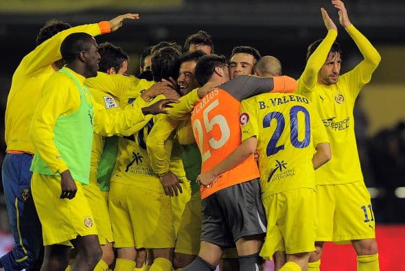 Villarreal dio vuelta al resultado en un duelo lleno de goles y emoción, para acceder a Cuartos de Final.
