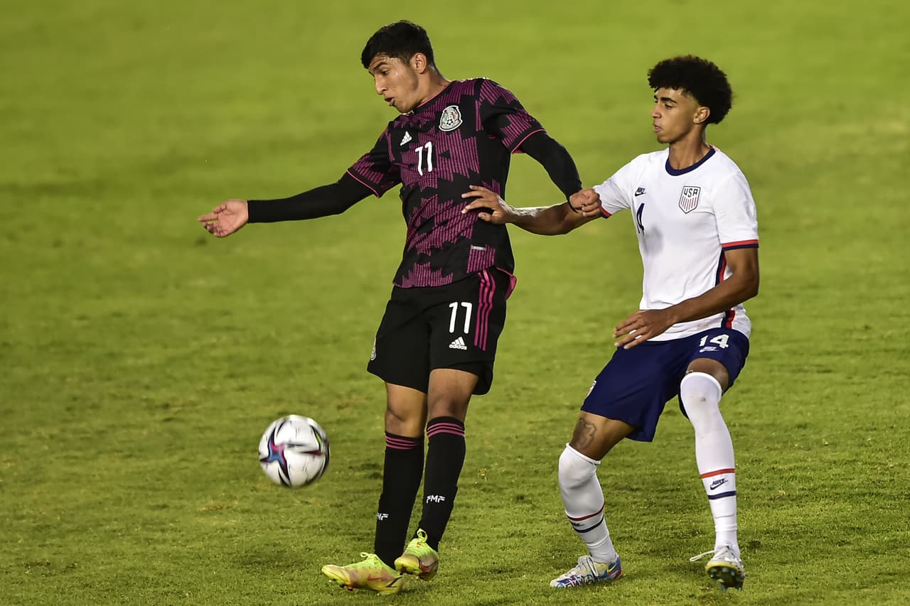 El conjunto Azteca jóven logró quitarse la espina que la selección mayor no pudo y le pegan 2-1 a Estados Unidos en la final de la Revelations Cup.