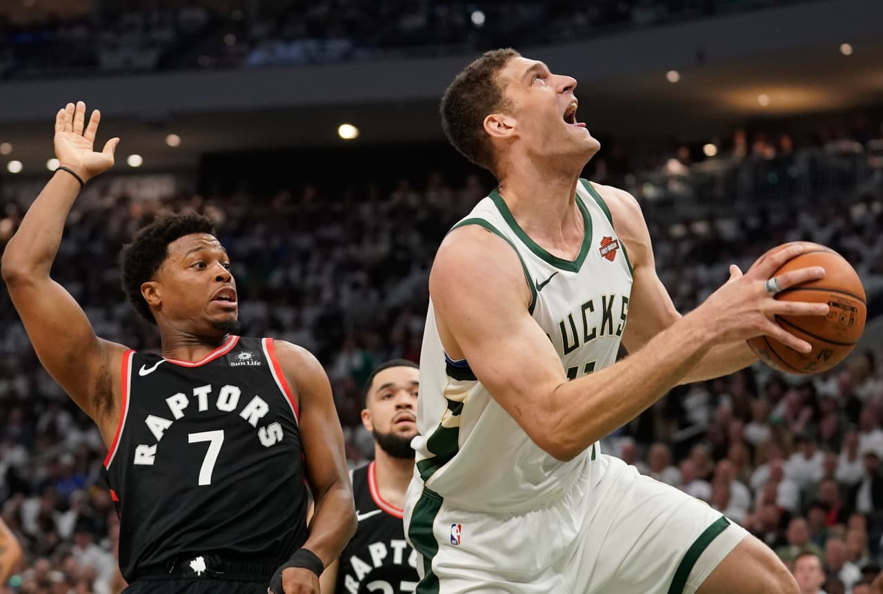 López jugó un partidazo esta noche en la que los Raptors salieron agresivos, aguerridos y decididos a ganar el partido, el cual estuvieron ganando gran parte del tiempo.