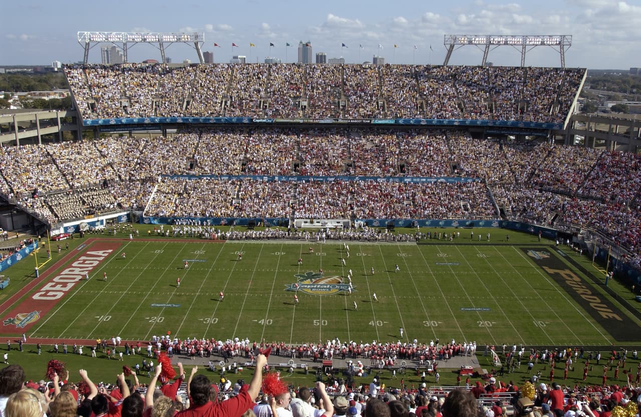 El estadio Citrus Bowl en Orlando puede recibir unos 70 mil espectadores.