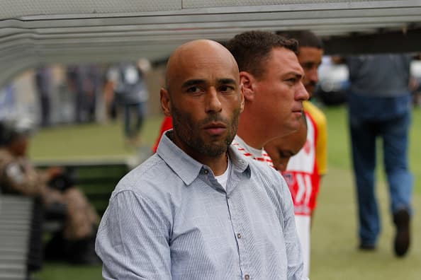 BELO HORIZONTE, BRAZIL - FEBRUARY 05:  Edinho, coach of Tricordiano looks on during a match between Cruzeiro and Tricordiano as part of Mineiro Championship at Governador Magalhaes Pinto Stadium, on February 05, 2017 in Belo Horizonte, Brazil. (Photo by: Doug Patricio/Brazil Photo Press/LatinContent/Getty Images)