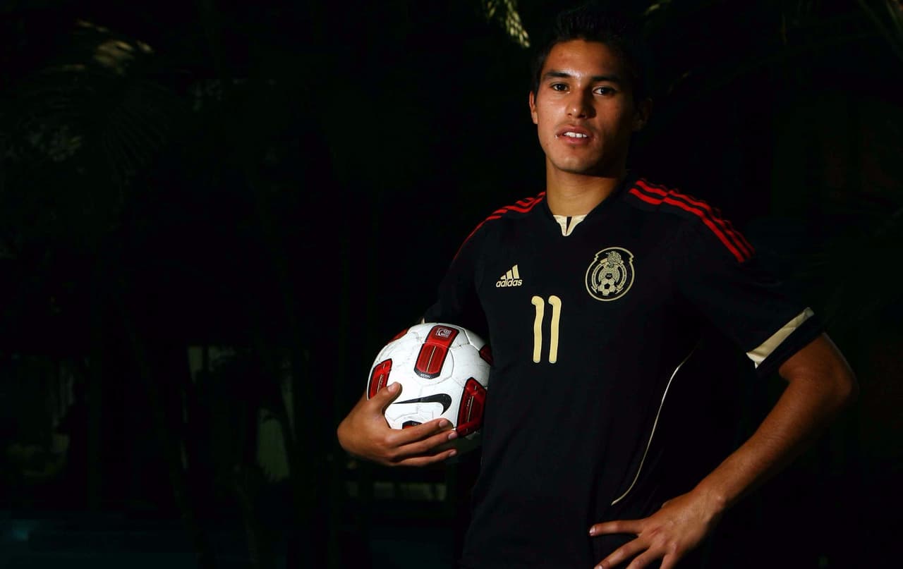 Luego del buen papel de Ulises Dávila en el Mundial Sub-20 de Colombia, el Chelsea mostraría interés en hacerse del jugador, hecho que aprovechó Jorge para venderlo a los ‘Blues’.