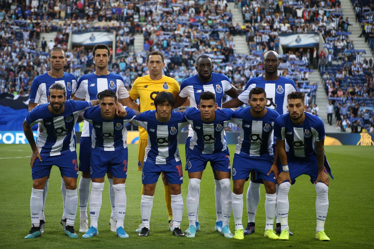 Los ex América, Mateus Uribe y Agustín Marchesín, así como Corona, recibieron tres goles en casa.