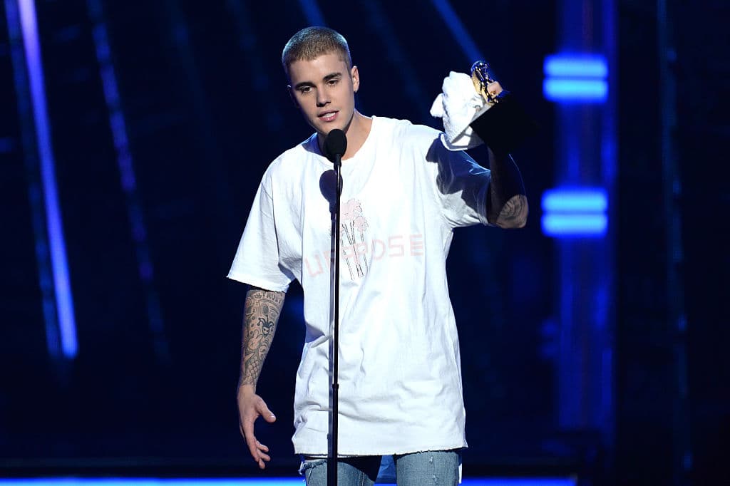 Justin Bieber acaba de lanzar la edición deluxe de su más reciente proyecto, el cual tituló como ‘Justice’.
<br>