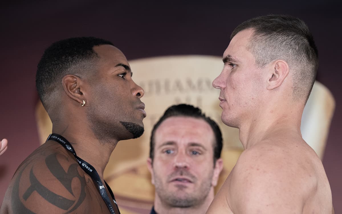 El combate entre Dorticos y Masternak es de la eliminatoria crucero de la AMB, Cuartos de Final de la Super Serie Mundial de Boxeo.