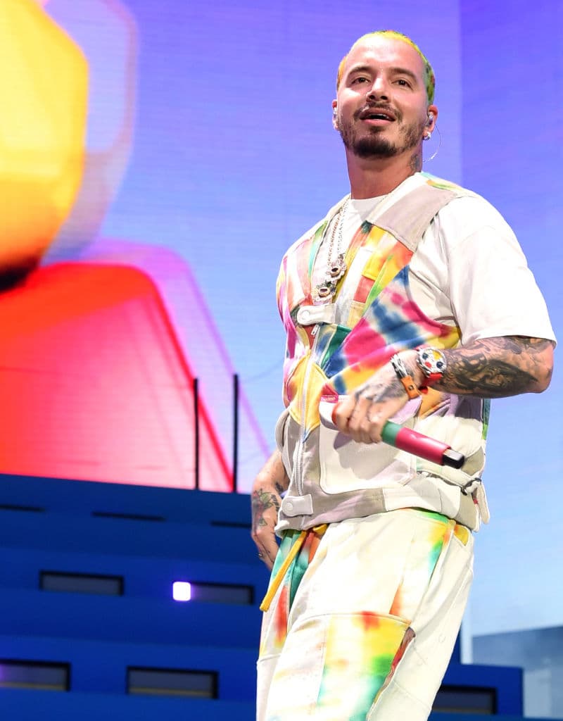 Tras semanas llenas de especulaciones, J Balvin por fin ha terminado con los rumores.
<br>
