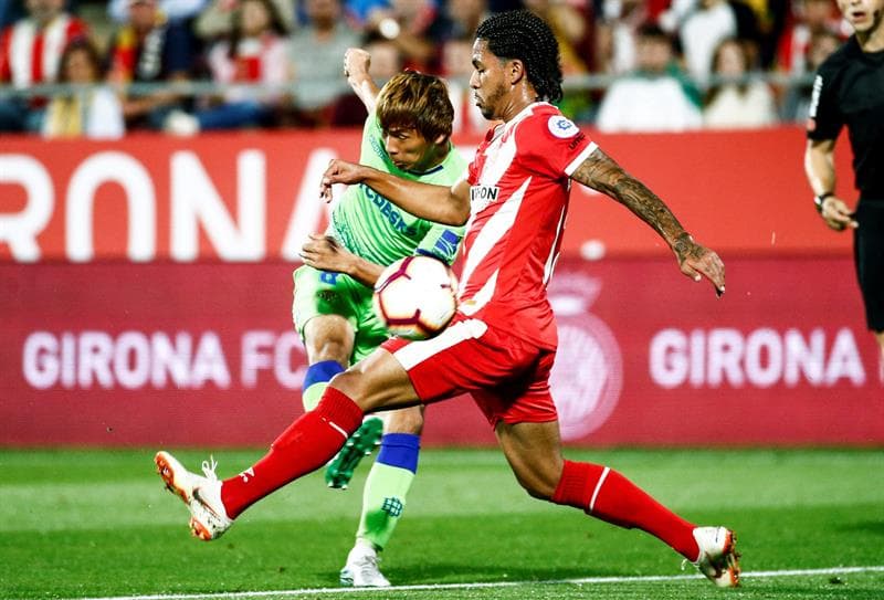 Betis tuvo momentos de mayor agresividad y por eso le llegó la recompensa en el marcador.