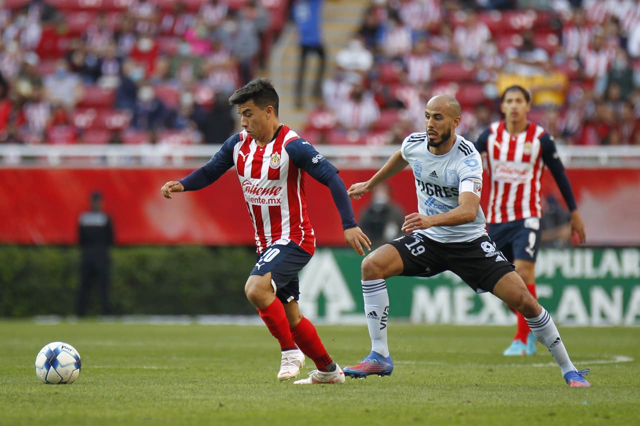 Loa franceses participan en dos de las tres anotaciones de Tigres, comandan la victoria 1-3 sobre las Chivas y llegan a 10 puntos.