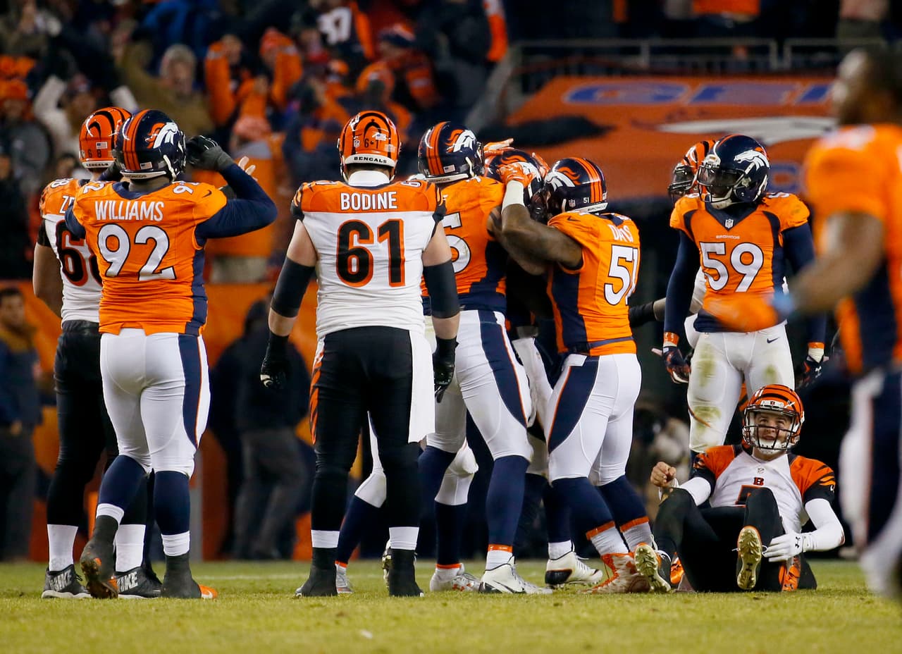 Los Denver Broncos vencieron 20-17 en tiempo extra a los Cincinnati Bengals y con ello amarraron un boleto para los playoffs.